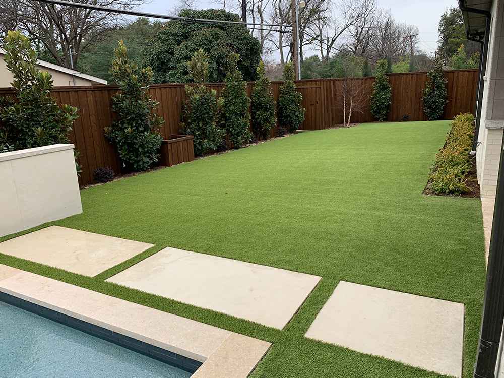 Artificial Grass in Front Yard